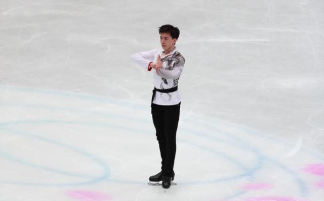 V体育娱乐-花滑日本站羽生特鲁索娃缺席 “葱桶”两大对手亮相