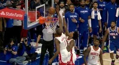 V体育-阿杜8失误，裁判帮火箭都赢不了