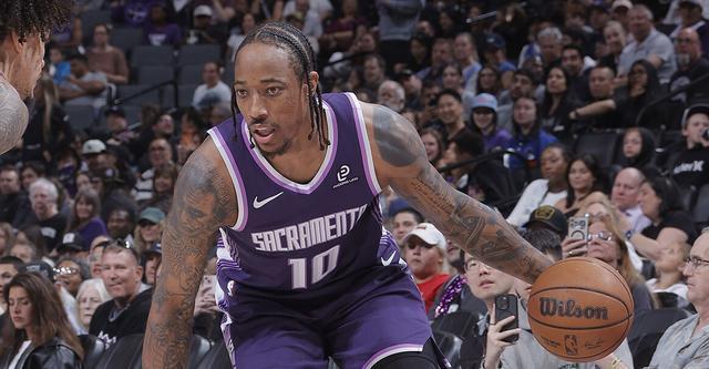 V体育-德罗赞41+11科迪34+7 国王力克爵士两连胜