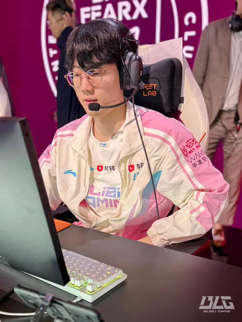 V体育APP-BLG分享选手赛前调试返图：一触即发，只待开场！